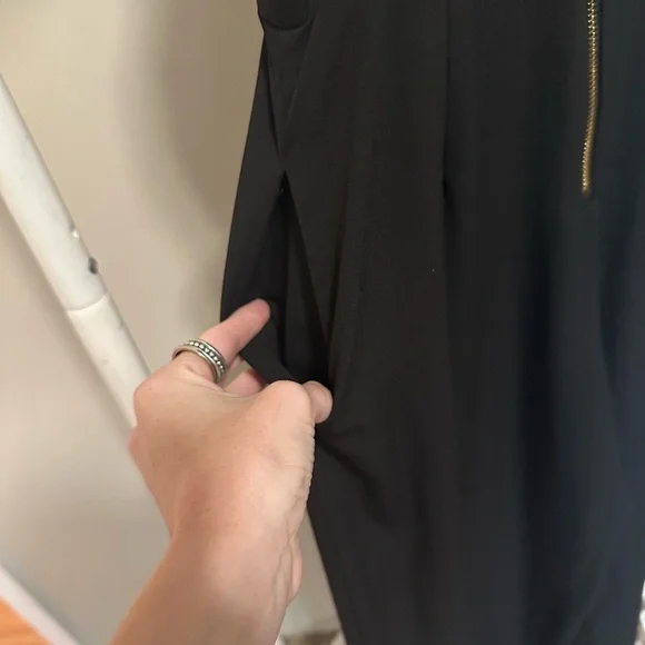 Gianni Bini Black Straight Leg Sleeveless Jumpsuit with cut outs size small - Picture 6 of 9